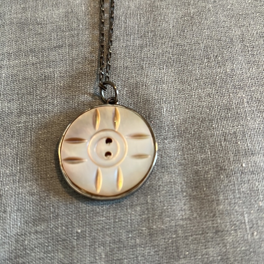 Unique pearl button necklace